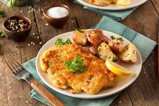 Dolly's Chicken Schnitzel 